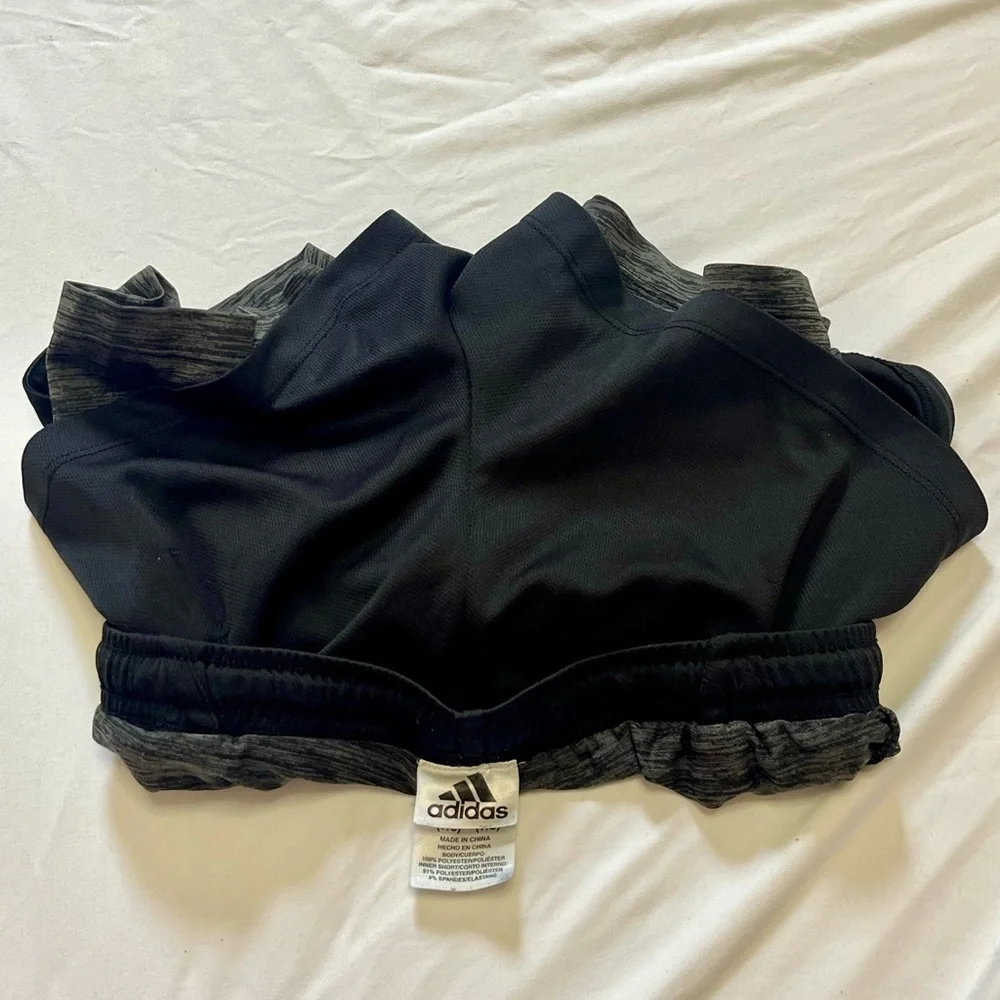 Shorts - Picture 4 of 4